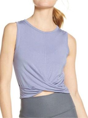 Alo Sleeveless Twist-Front Tank Top - Lavender